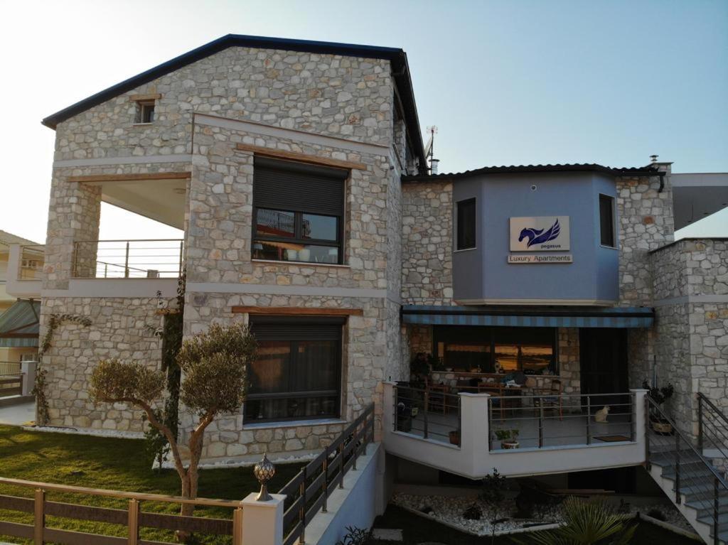 Pegasus Sea View Luxury Apartments Vrasná Eksteriør bilde