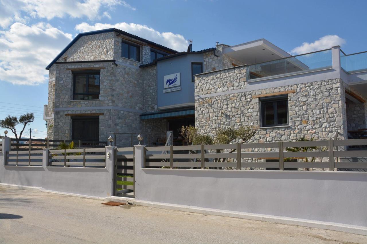 Pegasus Sea View Luxury Apartments Vrasná Eksteriør bilde